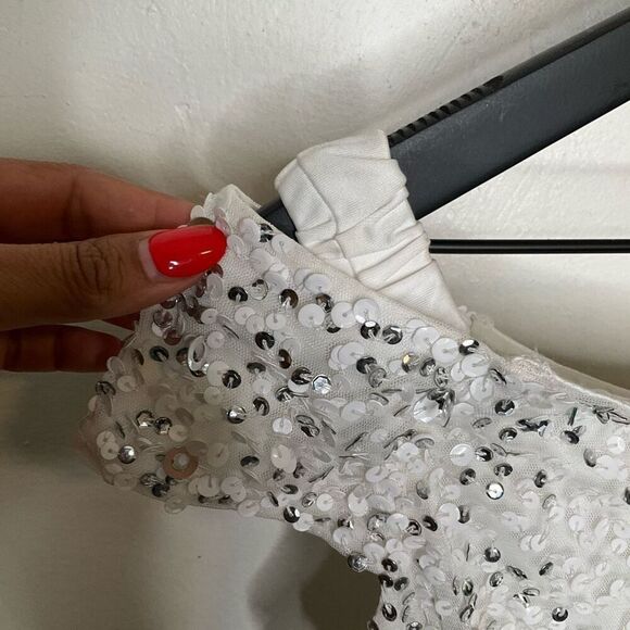 Adrianna Papell Sequin Beaded Mesh Cocktail Dress - Picture 7 of 10